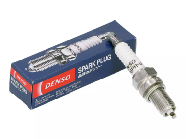 Denso bougie XU27EPR-U  =  NGK DCPR9E